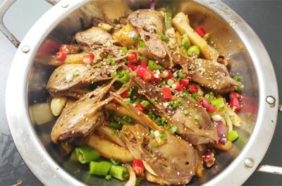 干锅成人香蕉视频