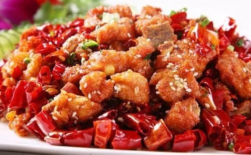  中国好吃辣味菜排名，水煮鱼只能倒数第二，第一名辣到骨髓