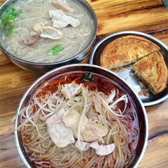成都小吃成人香蕉视频：早餐店肥肠粉的做法