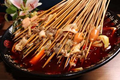四川火锅串串香技术成人香蕉视频班哪里靠谱？串串香成人香蕉视频机构