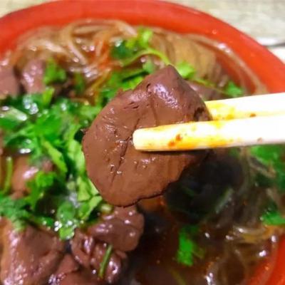 鸭血粉丝技术成人香蕉视频学校哪里好？汤料制作技巧