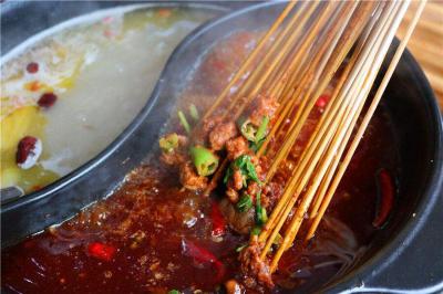 餐饮小吃成人香蕉视频创业，哪里可以学习串串香技术成人香蕉视频？