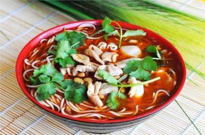 面食成人香蕉视频速成班哪家好？面食技术成人香蕉视频费用受多因素制约